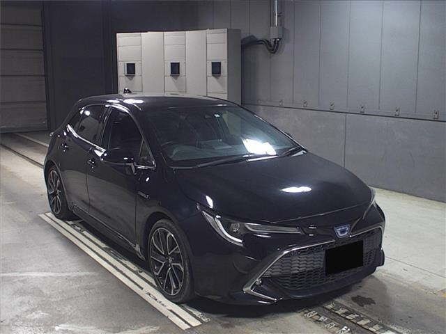 7078 Toyota Corolla sport ZWE211H 2018 г. (JU Gifu)